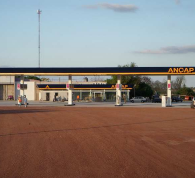 Construcción llave en mano de nueva estación de servicio Ancap